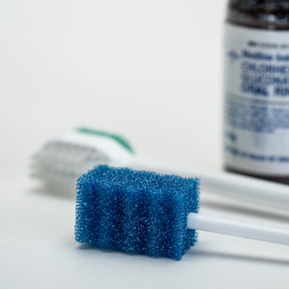 KIT DE LIMPIEZA DENTAL CON SUCCIÓN Y ENJUAGUE BUCAL CHG 0.12%