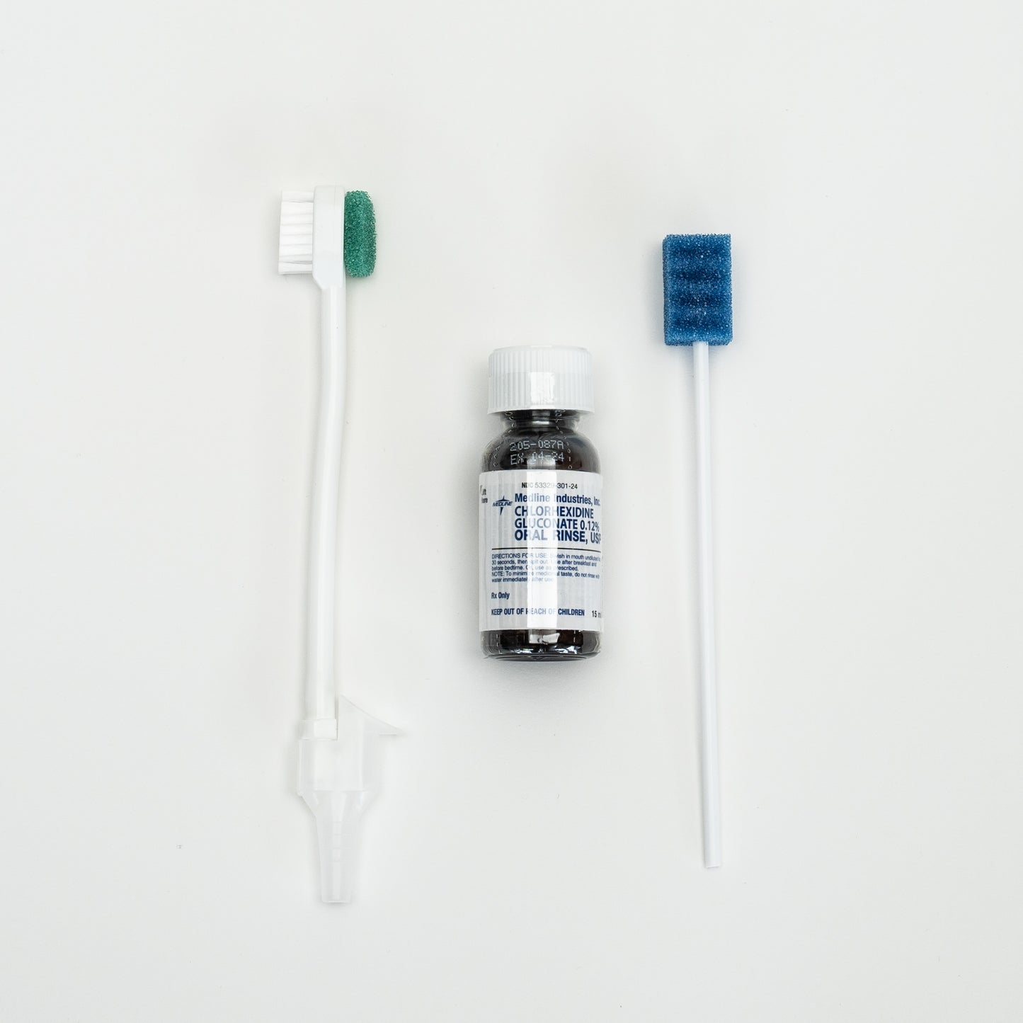 KIT DE LIMPIEZA DENTAL CON SUCCIÓN Y ENJUAGUE BUCAL CHG 0.12%